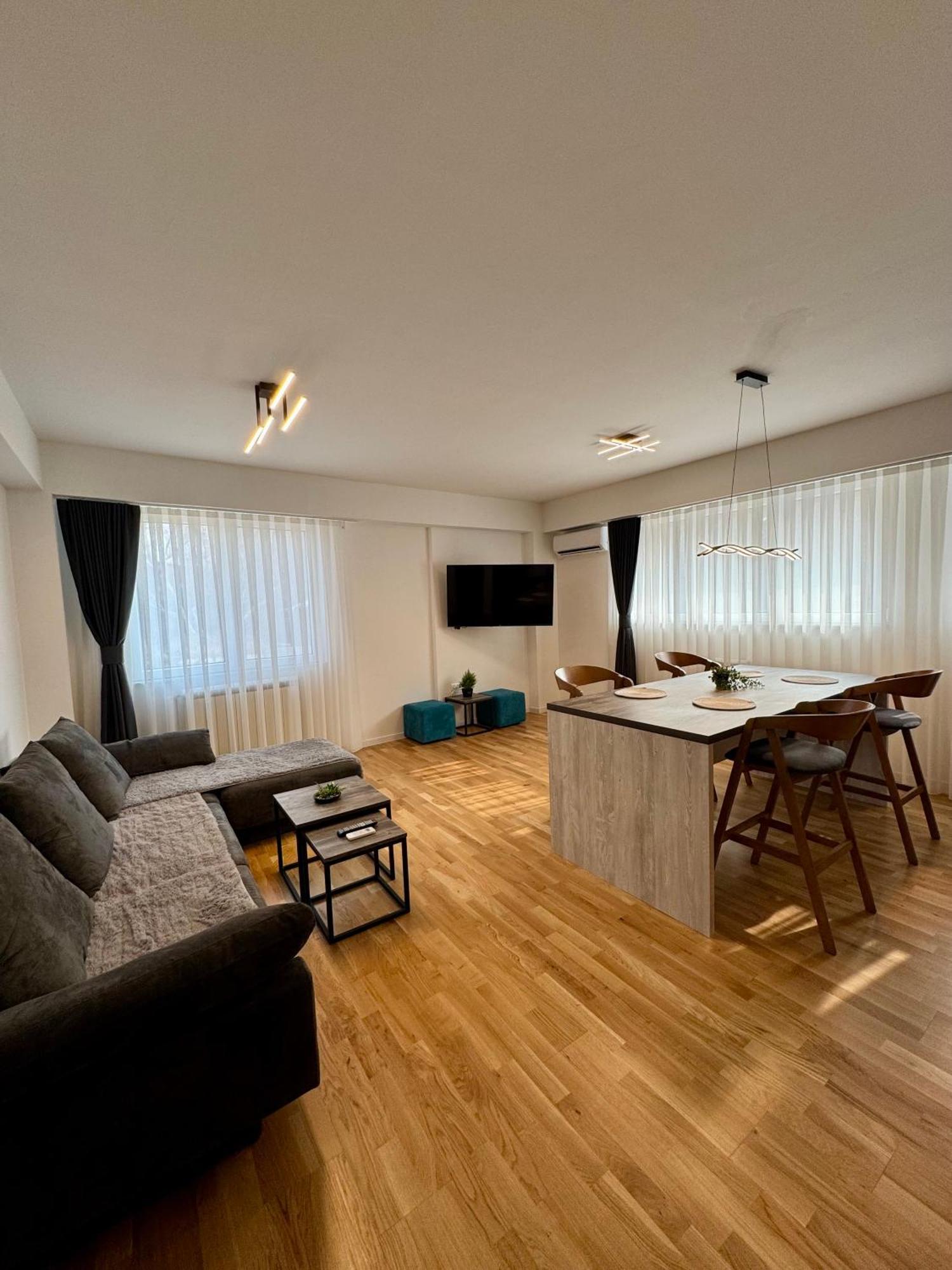 Downtown Riverside Apartments Skopje Extérieur photo