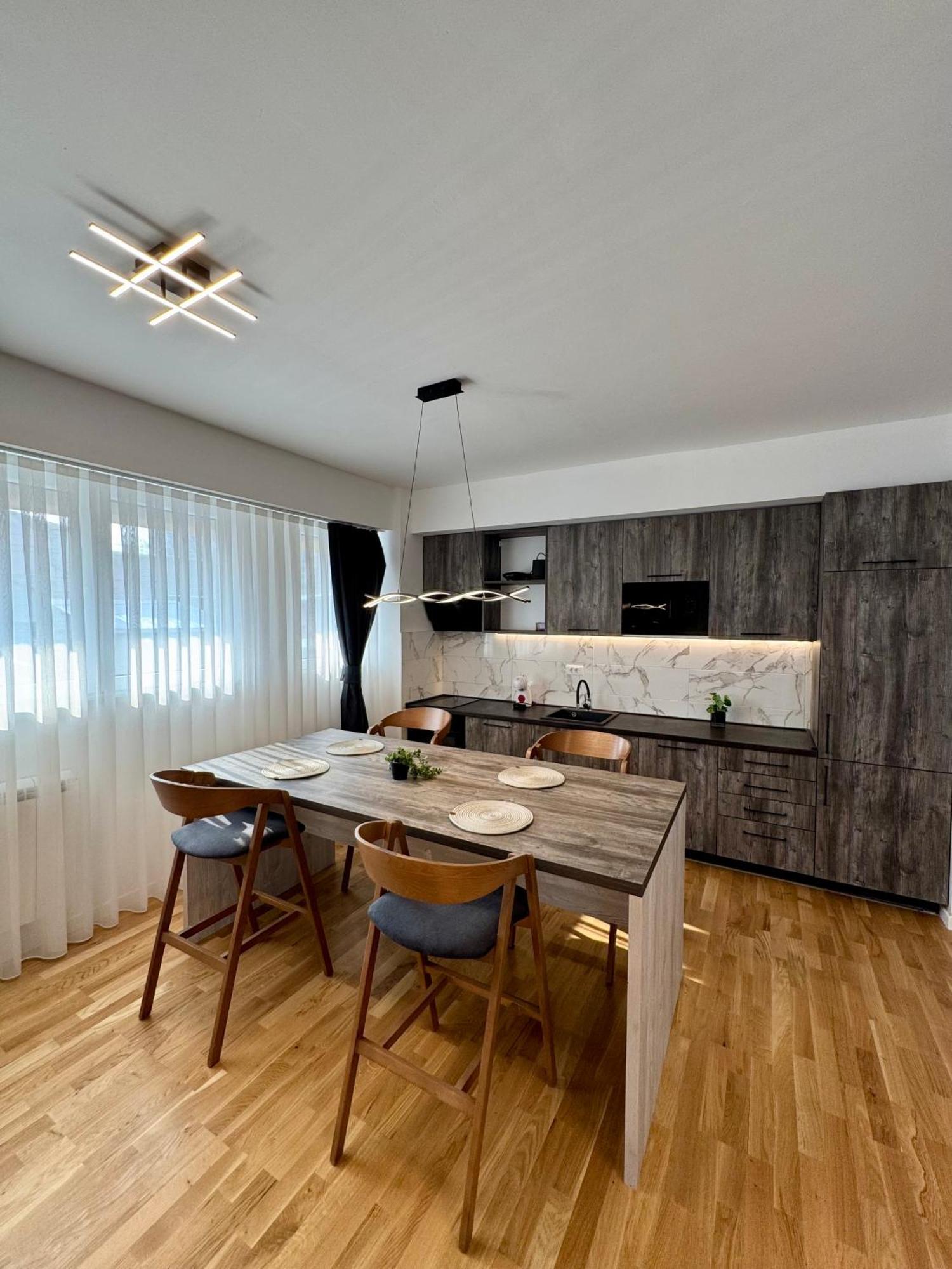 Downtown Riverside Apartments Skopje Extérieur photo